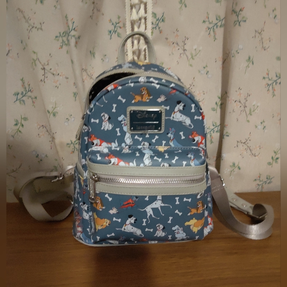 Loungefly mini backpack Disney dogs